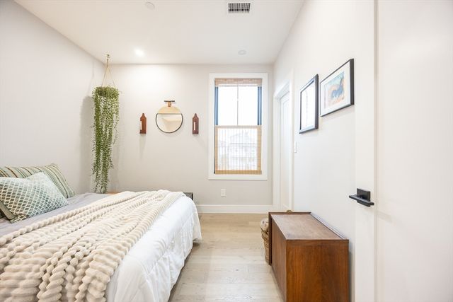 70 Shawsheen Road PH5, Boston, MA 02128