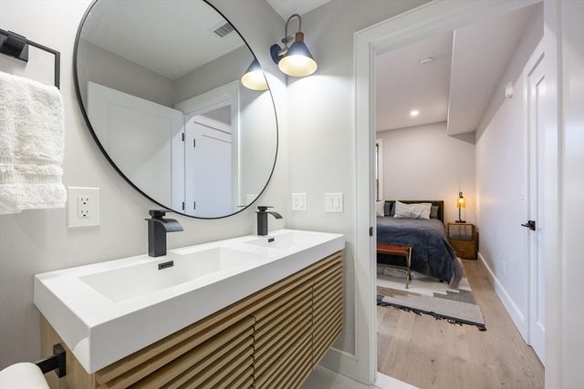 70 Shawsheen Road PH5, Boston, MA 02128