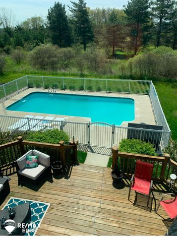 1462 Manistee Drive, Grand Blanc, MI 48439