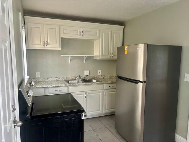 5601 E 27th Terrace, Kansas City, MO 64128