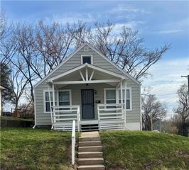 5601 E 27th Terrace, Kansas City, MO 64128