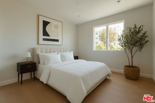 10725 Ashton Avenue 301, Los Angeles, CA 90024