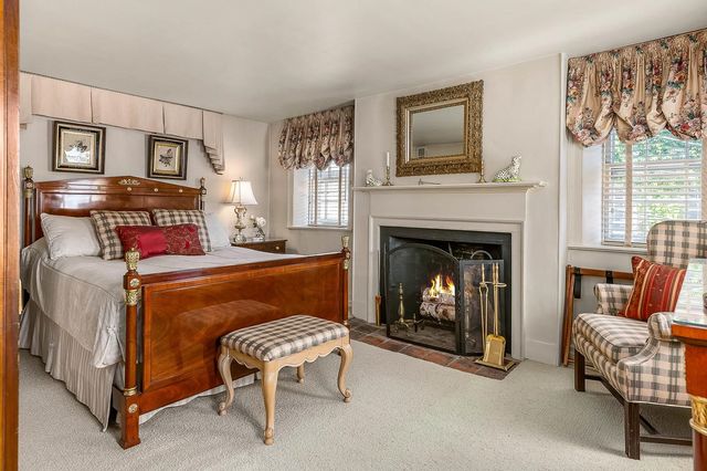 20 Atkinson Street, Portsmouth, NH 03801
