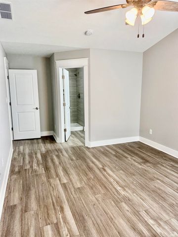 2724 S Rogers Street, Bloomington, IN 47403