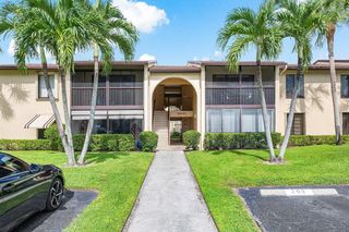 609 Sea Pine Way B2, Greenacres, FL 33415