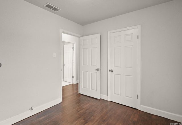2303 Burnet, San Antonio, TX 78202
