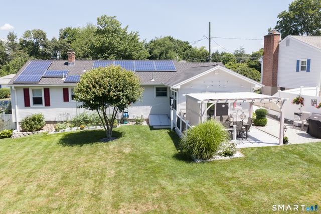 31 Brackenridge Drive, Waterbury, CT 06706