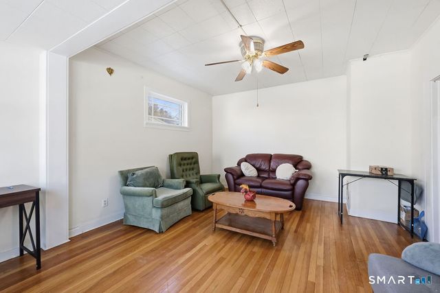 33 Baggott Street, West Haven, CT 06516