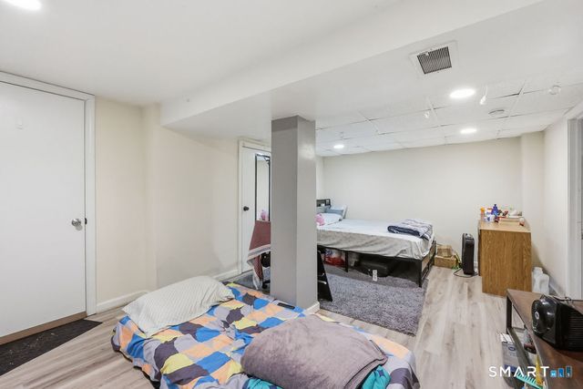 33 Baggott Street, West Haven, CT 06516