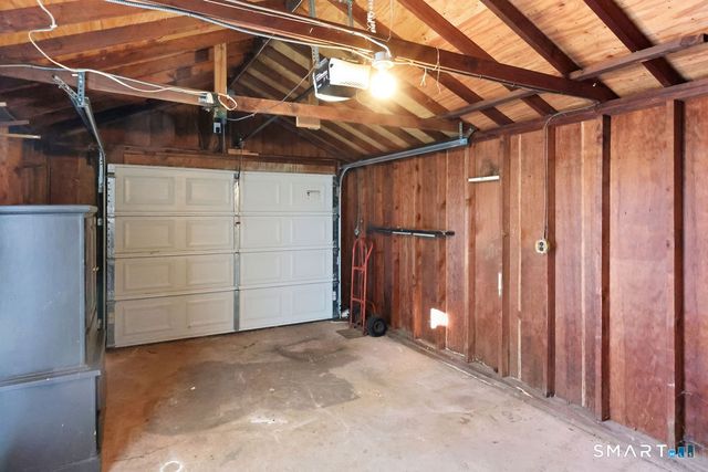 33 Baggott Street, West Haven, CT 06516