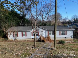 97 Sand Hill School Road, Asheville, NC 28806