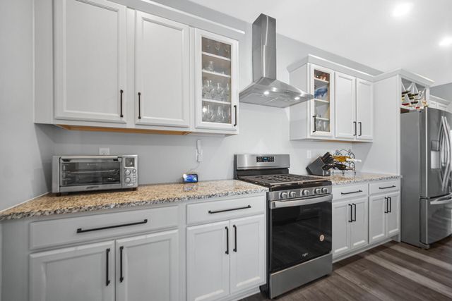 9551 Fescue Drive, St. John, IN 46373