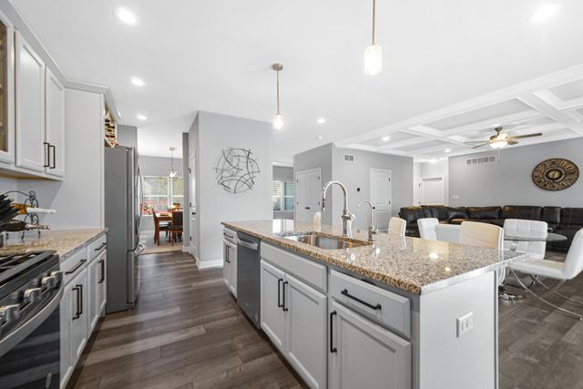 9551 Fescue Drive, St. John, IN 46373