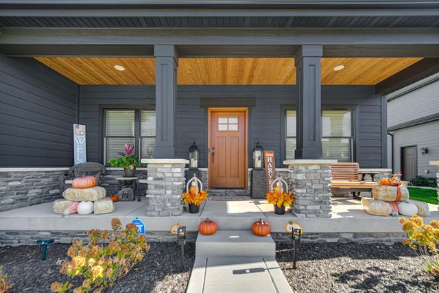 9551 Fescue Drive, St. John, IN 46373