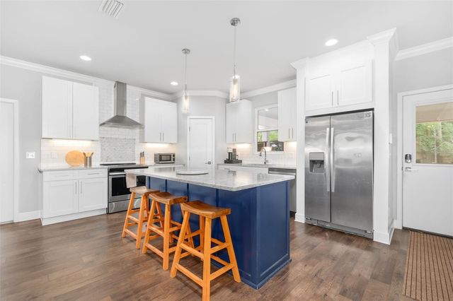 3115 W UNIVERSITY AVENUE, Gainesville, FL 32607