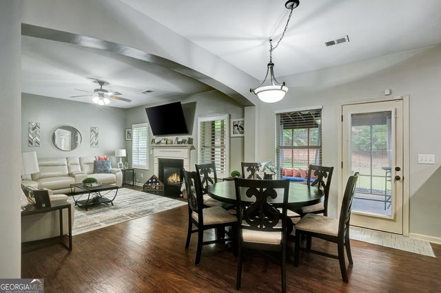 195 Scenic Hills Drive, Newnan, GA 30265