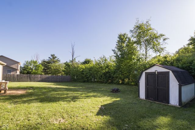 5381 Collett Drive E, Camby, IN 46113