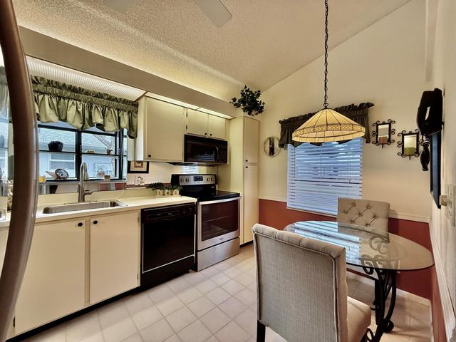 8620 Jasmine Way, Boca Raton, FL 33496