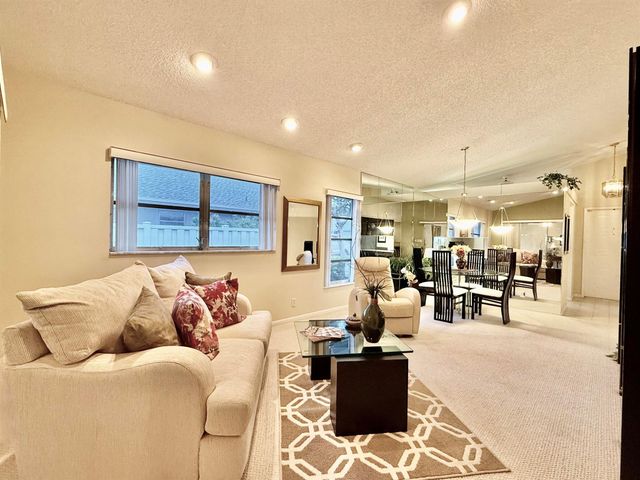 8620 Jasmine Way, Boca Raton, FL 33496