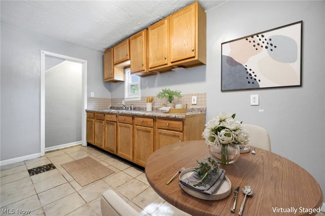 4064 E 155th Street, Cleveland, OH 44128