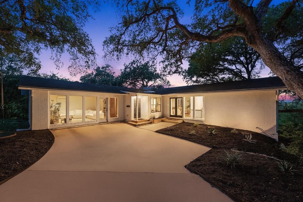 2300 Spring Creek DR, Austin, TX 78704