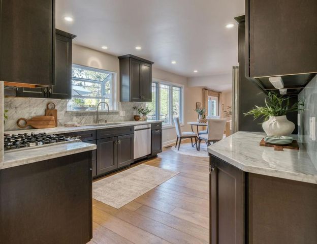 28 Elk Run, Monterey, CA 93940