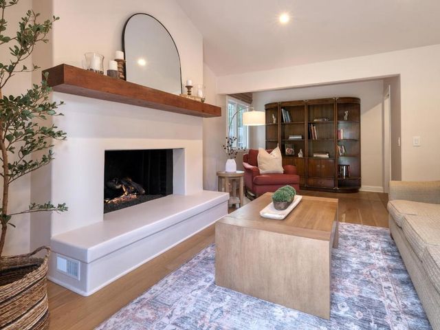 28 Elk Run, Monterey, CA 93940