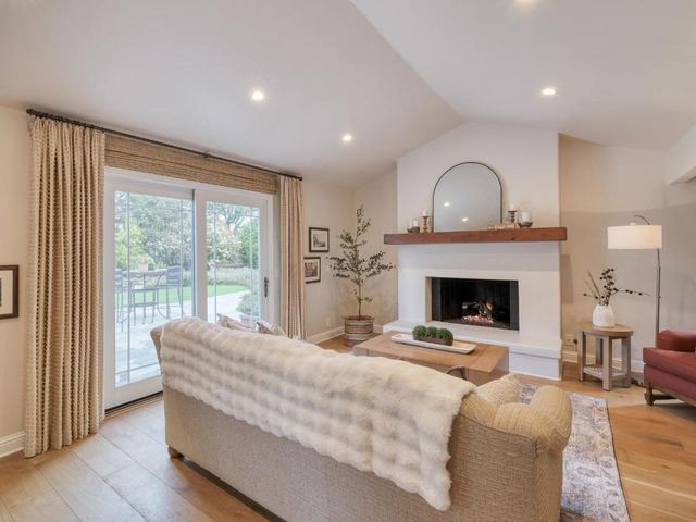 28 Elk Run, Monterey, CA 93940