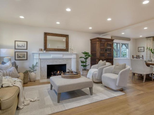 28 Elk Run, Monterey, CA 93940