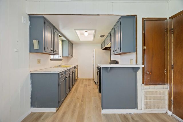 11011 Ledford Lane, Houston, TX 77016