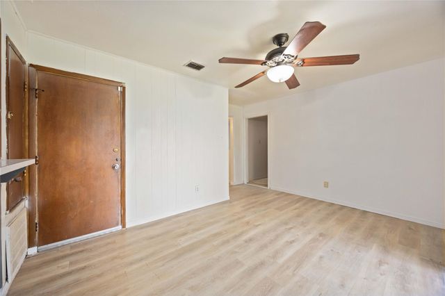 11011 Ledford Lane, Houston, TX 77016