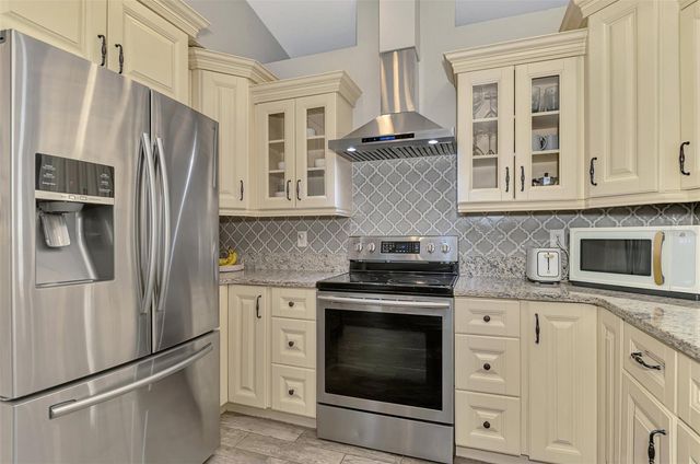 504 CEDARWOOD LANE, Venice, FL 34293