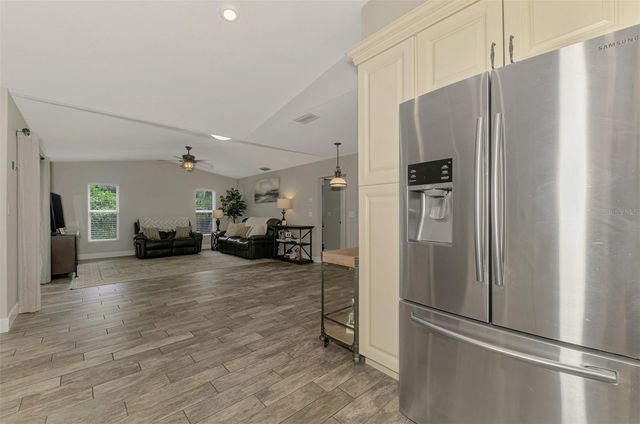 504 CEDARWOOD LANE, Venice, FL 34293