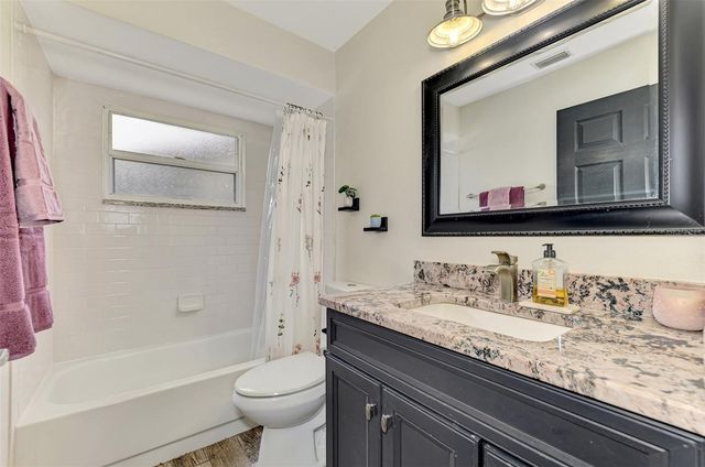 504 CEDARWOOD LANE, Venice, FL 34293