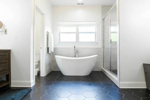 6105 SCOTTSCRAIG CV, Bartlett, TN 38135