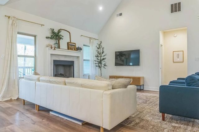 6105 SCOTTSCRAIG CV, Bartlett, TN 38135