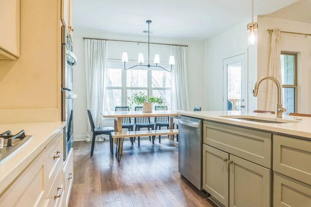 6105 SCOTTSCRAIG CV, Bartlett, TN 38135