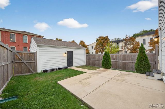 3468 W Greensmith Street, St Charles, MO 63301