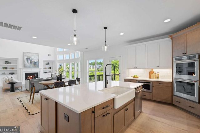 259 Milton Overlook Pass, Woodstock, GA 30188
