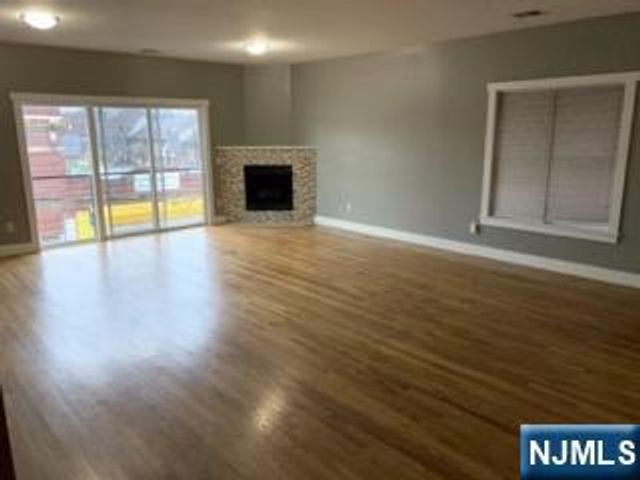 54-56 Oriental Street, Newark, NJ 07104