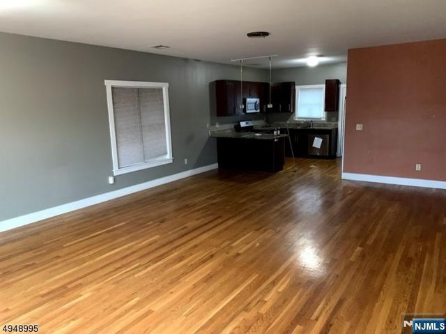 54-56 Oriental Street, Newark, NJ 07104