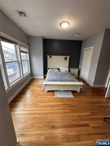 54-56 Oriental Street, Newark, NJ 07104