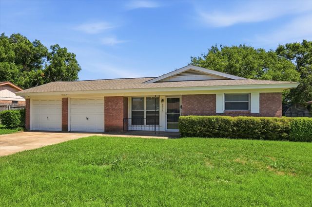 8804 Myra Street, White Settlement, TX 76108