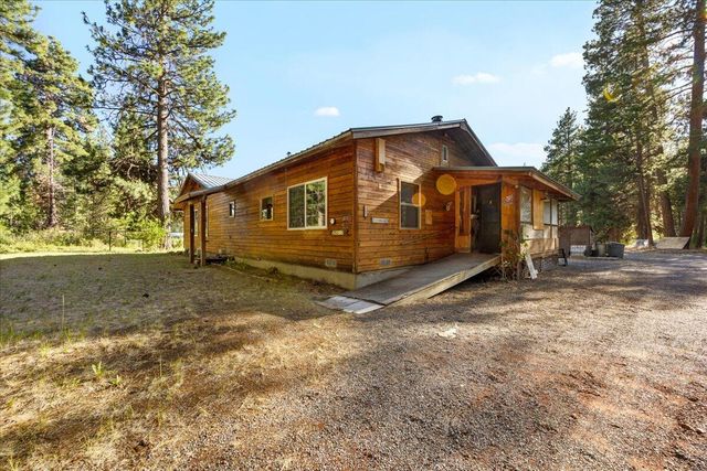 25017 C Street, Klamath Falls, OR 97601