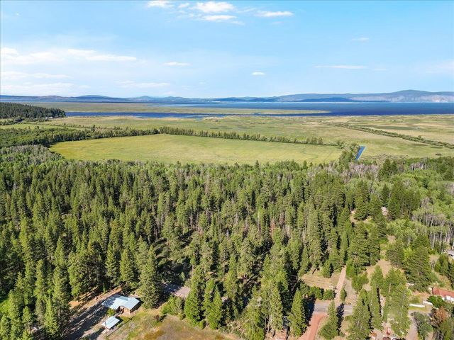 25017 C Street, Klamath Falls, OR 97601