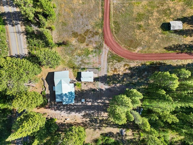25017 C Street, Klamath Falls, OR 97601