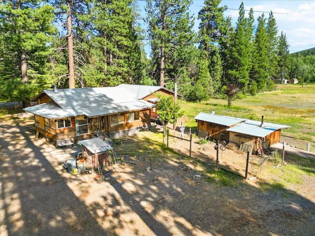25017 C Street, Klamath Falls, OR 97601