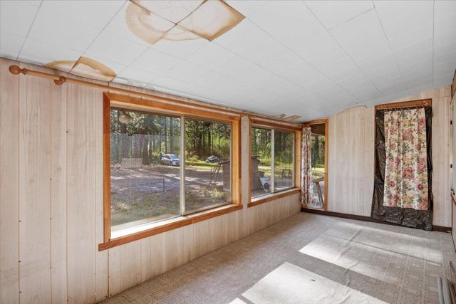 25017 C Street, Klamath Falls, OR 97601