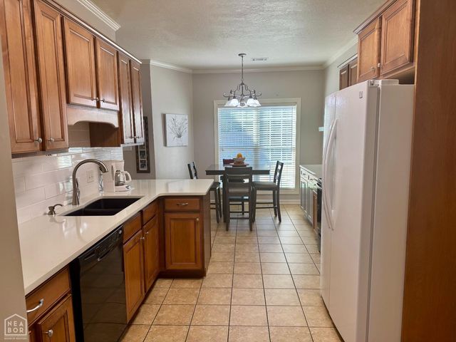 4013 Cypress Moss Cove, Jonesboro, AR 72405