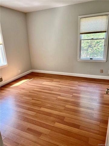 46 Beechwood Road, Hartsdale, NY 10530